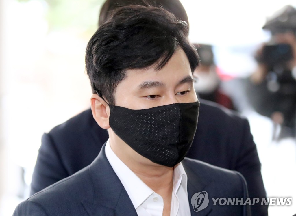 YG娱乐前代表梁铉锡涉嫌恐吓被提起公诉